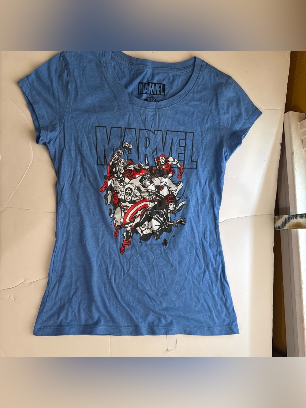 Marvel women medium tee shirt